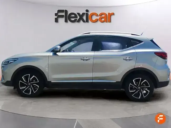 Usado MG ZS Luxury 111 CV (81 kW) 2023 Gris Berlina