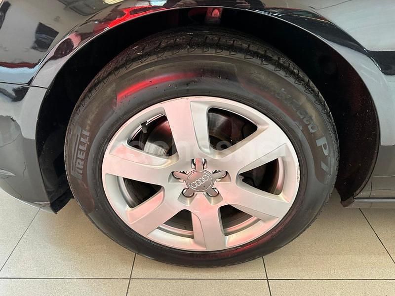 Käytetty Audi A6 204 HP (150 kW) 2012 Musta Farmari