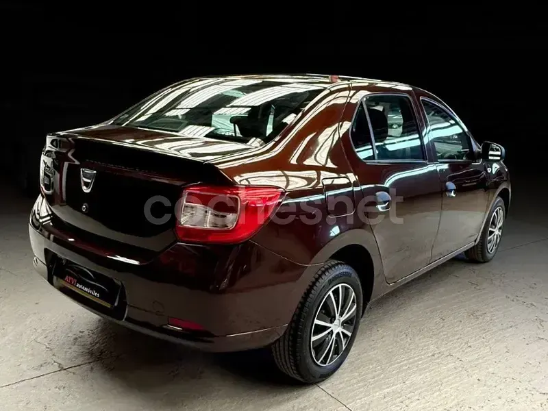 Usado Dacia Logan Ambiance 75 CV (55 kW) 2016 Marrón Berlina