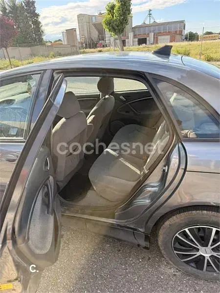 Begagnad Citroën C5 110 HK (80 kW) 2003 Grå Sedan