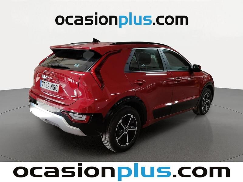 Usado Kia Niro 129 CV (94 kW) 2025 Rojo SUV