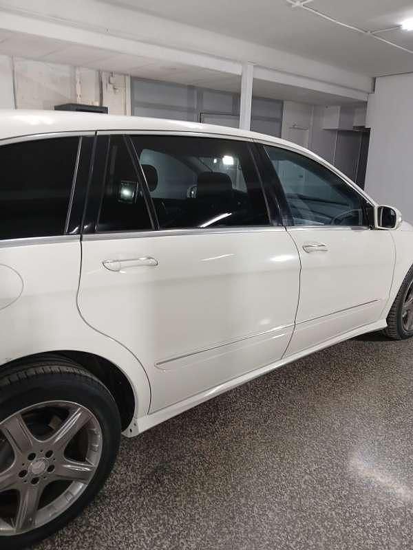 Usado Mercedes R320 224 CV (164 kW) 2008 Blanco Monovolumen