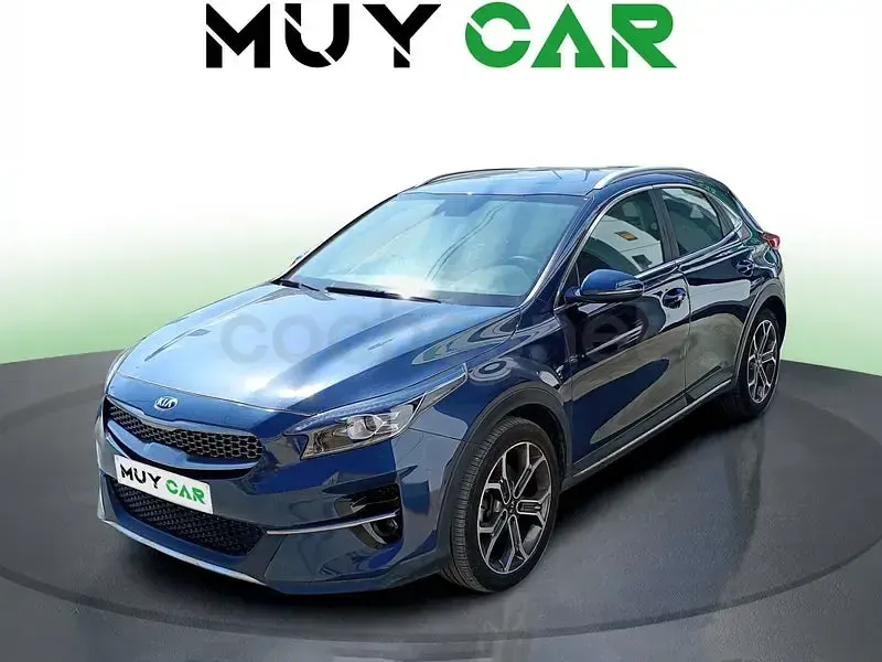 Usado Kia XCeed 116 CV (85 kW) 2020 Gris / plata SUV