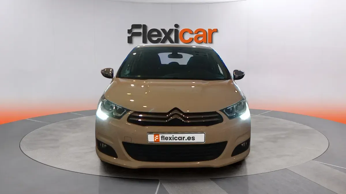 Usado Citroën C4 Feel 99 CV (72 kW) 2016 Blanco Berlina