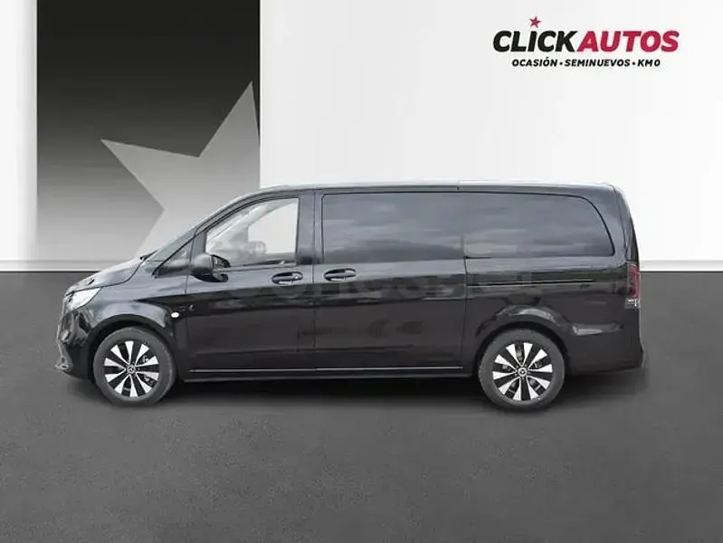 Usado Mercedes Vito 136 CV (100 kW) 2025 Negro Van
