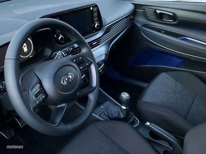 Usado Hyundai Bayon 84 CV (61 kW) 2023 Gris SUV