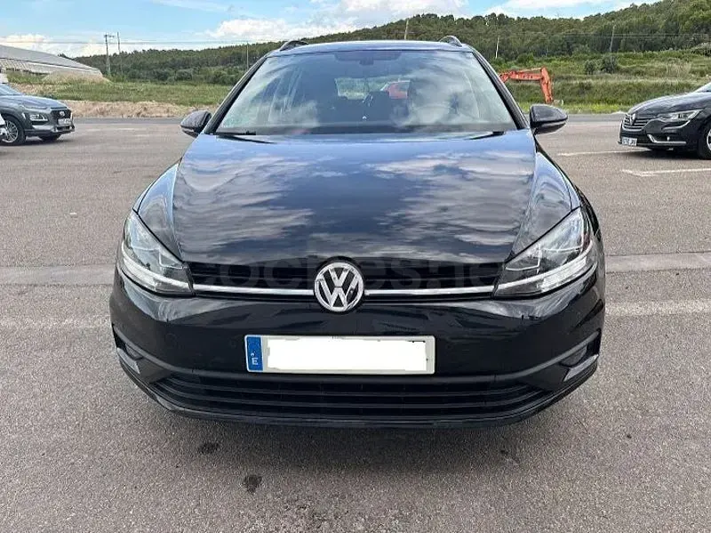 Usado VW Golf VII Advance 115 CV (84 kW) 2019 Negro Familiar