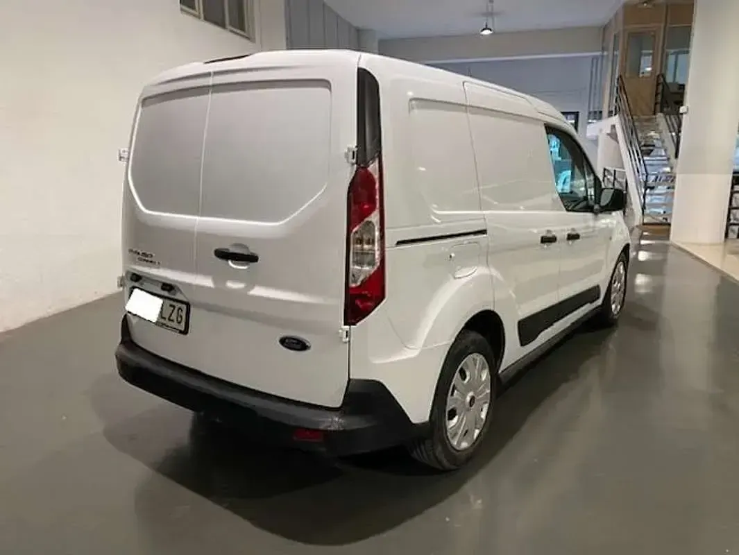 Usado Ford Transit 101 CV (74 kW) 2022 Blanco Van