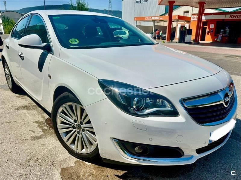 Blanco Usado 2015 Opel Insignia Excellence Berlina | 9900 € (Precio justo) - Imagen 1/4