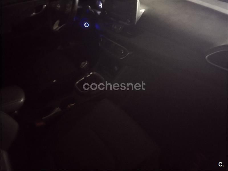 Blanco Usado 2017 Hyundai i30 Berlina | 12.500 € (Buen precio) - Imagen 1/4