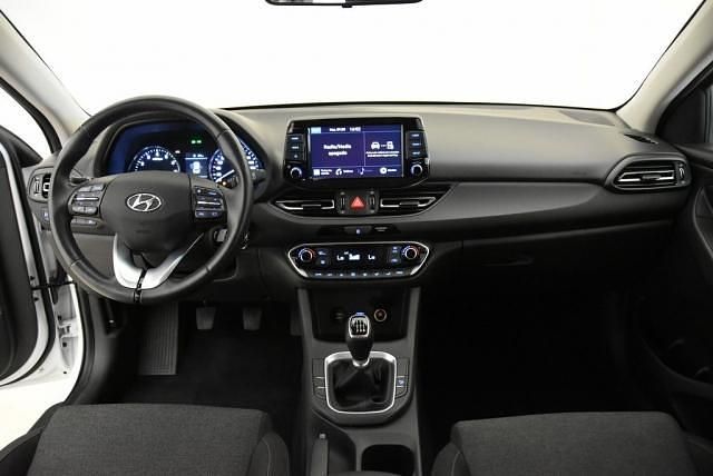 Usado Hyundai i30 120 CV (88 kW) 2023