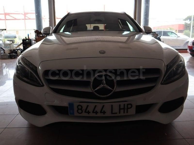 Usado Mercedes C220 Avantgarde 170 CV (125 kW) 2016 Blanco Familiar