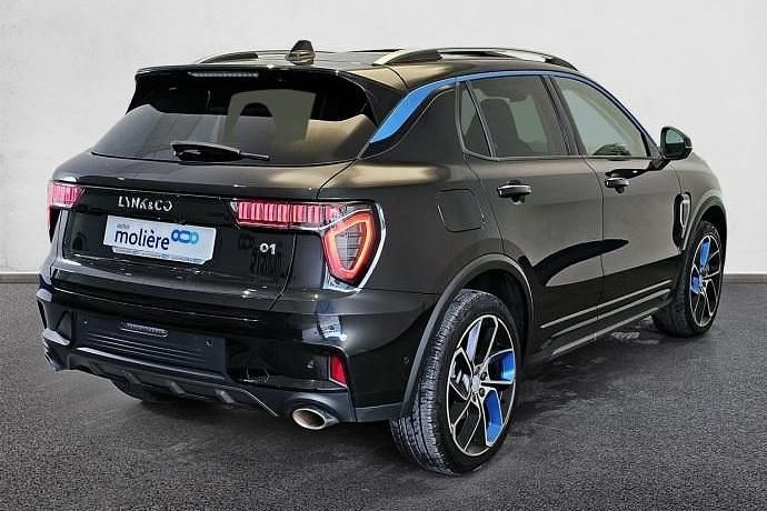 Usado Lynk & Co 01 261 CV (191 kW) 2022 Negro SUV