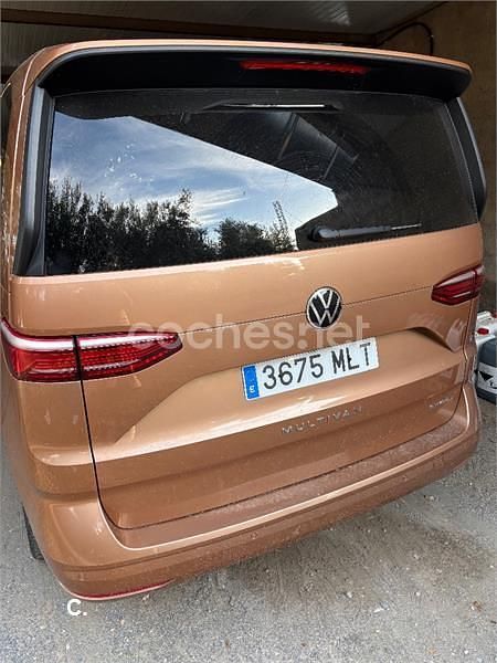 Usado VW Multivan 245 CV (180 kW) 2023 Marrón Van