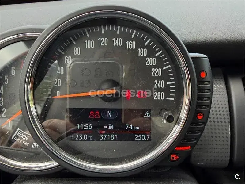 Usado Mini Cooper 136 CV (100 kW) 2016 Azul Utilitario