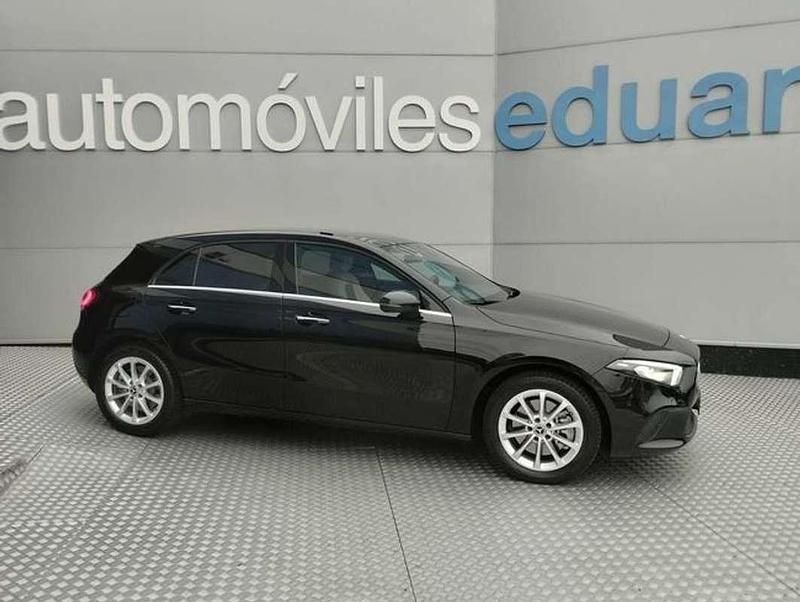 Negro Usado 2022 Mercedes A250 Berlina | 25.500 € (Super precio) - Imagen 1/4