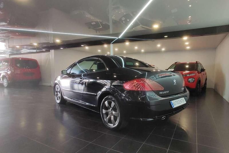 Usado Peugeot 307 CC Sport 136 CV (100 kW) 2007 Negro Descapotable