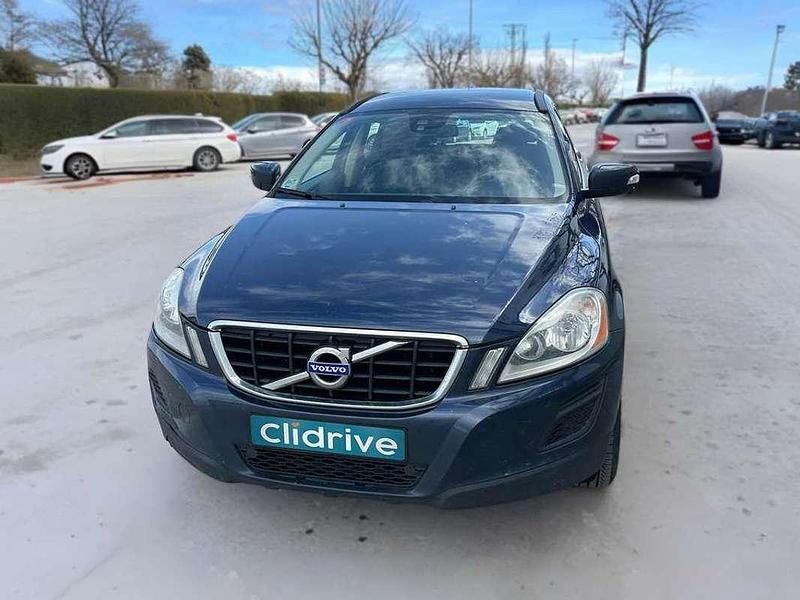 Usado Volvo XC60 Momentum 163 CV (119 kW) 2011 Azul SUV