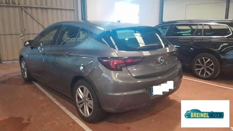 Usado Opel Astra GS Line 131 CV (96 kW) 2020 Azul Utilitario