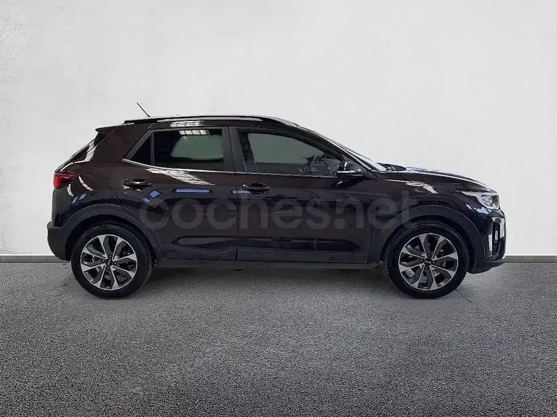 Usado Kia Stonic 120 CV (88 kW) 2017 Blanco SUV