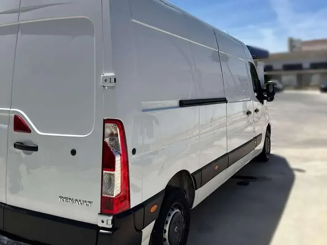 Usado Renault Master 129 CV (94 kW) 2019 Blanco Van