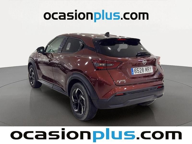 Usado Nissan Juke Acenta 114 HP (83 kW) 2024 Branco SUV
