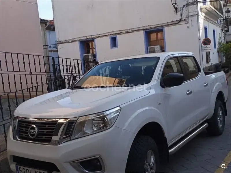 Usado Nissan Navara Visia 160 CV (117 kW) 2018 Blanco Pickup/Camioneta