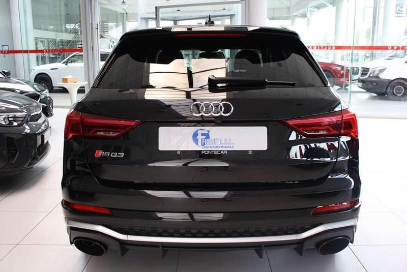 Usado Audi RS Q3 Exclusive 401 CV (294 kW) 2021 Negro SUV