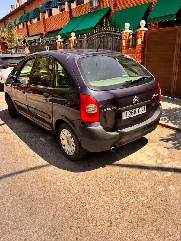 Usado Citroën Xsara Picasso Exclusive 90 CV (66 kW) 2008 Negro Monovolumen