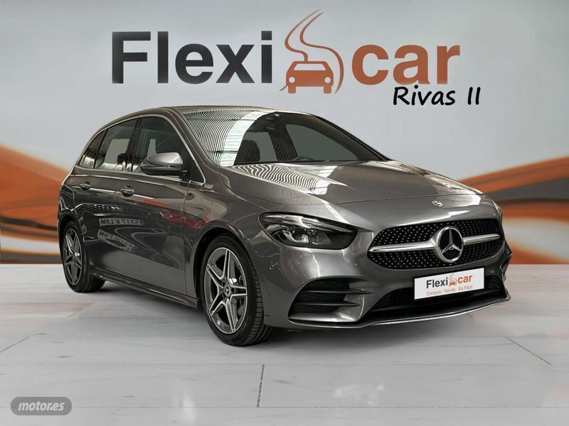 Gris Usado 2022 Mercedes B180 Monovolumen | 30.490 € (Un poco caro) - Imagen 1/4