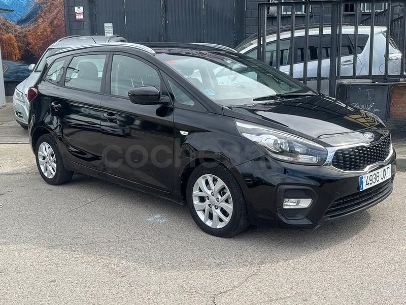 Usado Kia Carens 141 CV (103 kW) 2017 Negro Monovolumen