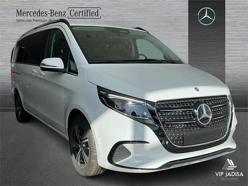 Usado Mercedes V220 Avantgarde 163 CV (119 kW) 2024 Blanco Monovolumen