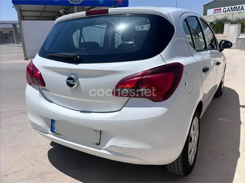 Usado Opel Corsa Business 90 CV (66 kW) 2018 Blanco Utilitario