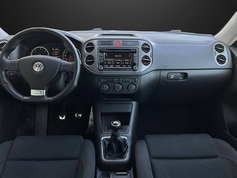 Usado VW Tiguan R-line 140 CV (102 kW) 2010 Blanco SUV