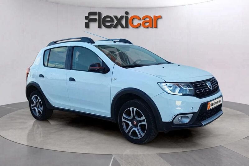 Blanco Usado 2019 Dacia Sandero Essentiel Utilitario | 8480 € (Super precio) - Imagen 1/4