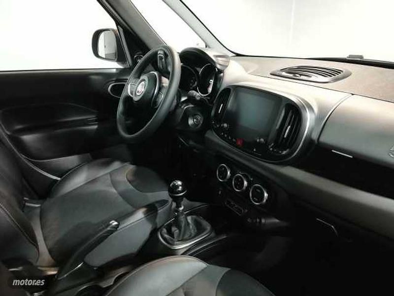 Usado Fiat 500L Lounge 95 CV (69 kW) 2018 Naranja Monovolumen