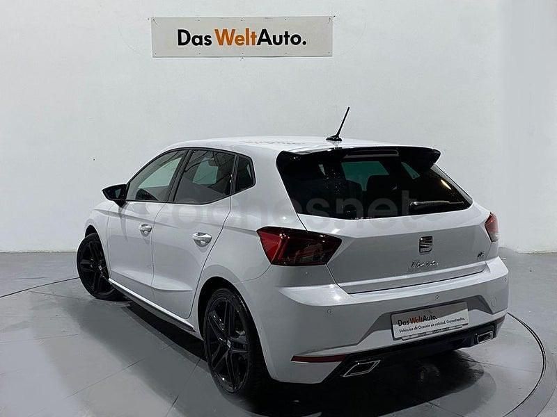 Usado Seat Ibiza FR 115 CV (84 kW) 2025 Blanco Utilitario
