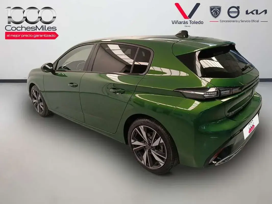 Usado Peugeot 308 Allure 131 CV (96 kW) 2023 Verde Utilitario