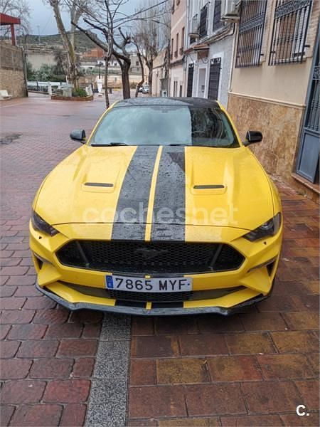Usado Ford Mustang Fastback 314 CV (230 kW) 2018 Amarillo Coupe
