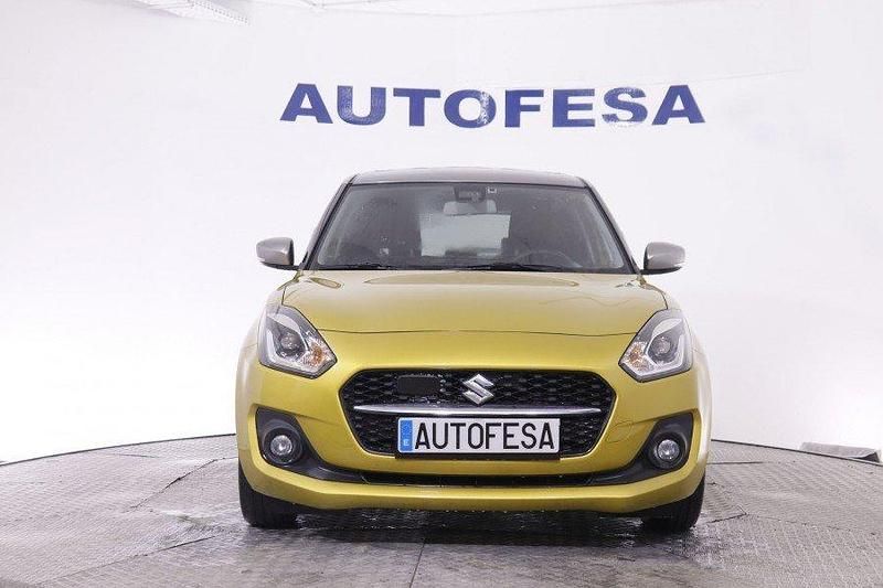 Usado Suzuki Swift 83 CV (61 kW) 2022 Mostaza Utilitario