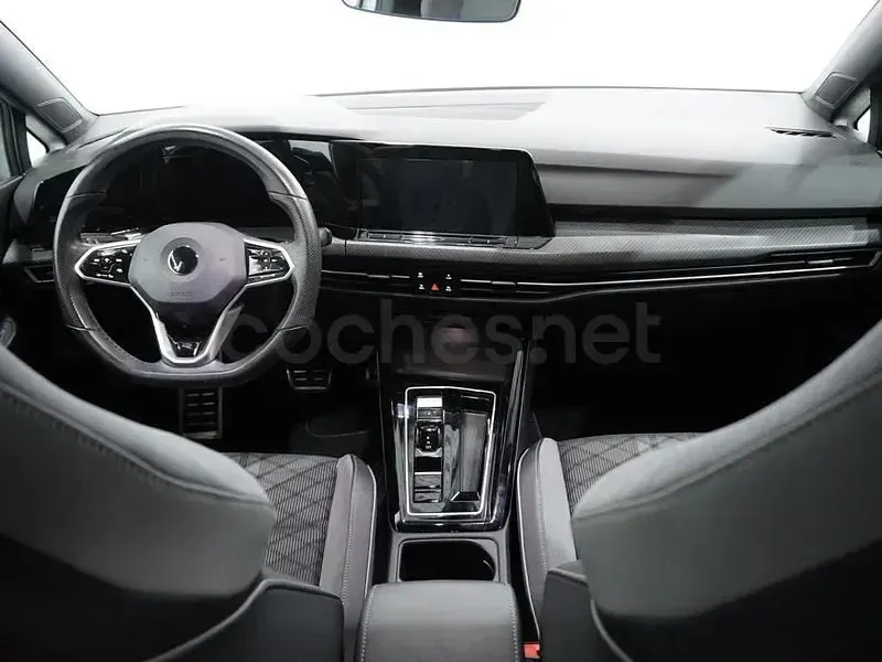 Usado VW Golf VIII R-line 131 CV (96 kW) 2022 Blanco Berlina