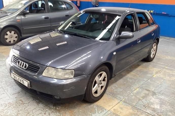 Usado Audi A3 Ambiente 130 CV (95 kW) 2001