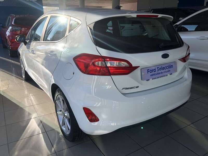 Usado Ford Fiesta Trend 86 CV (63 kW) 2019 Blanco Utilitario