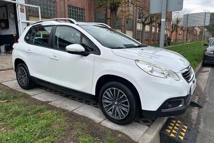 Usado Peugeot 2008 Active 92 CV (67 kW) 2015 SUV