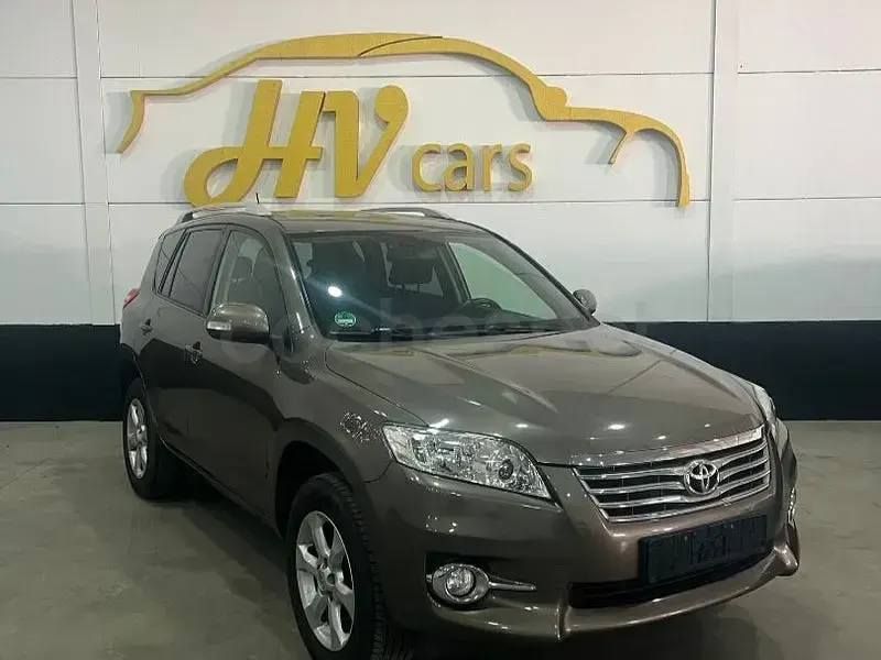 Usado Toyota RAV4 Executive 150 CV (110 kW) 2011 Marrón SUV