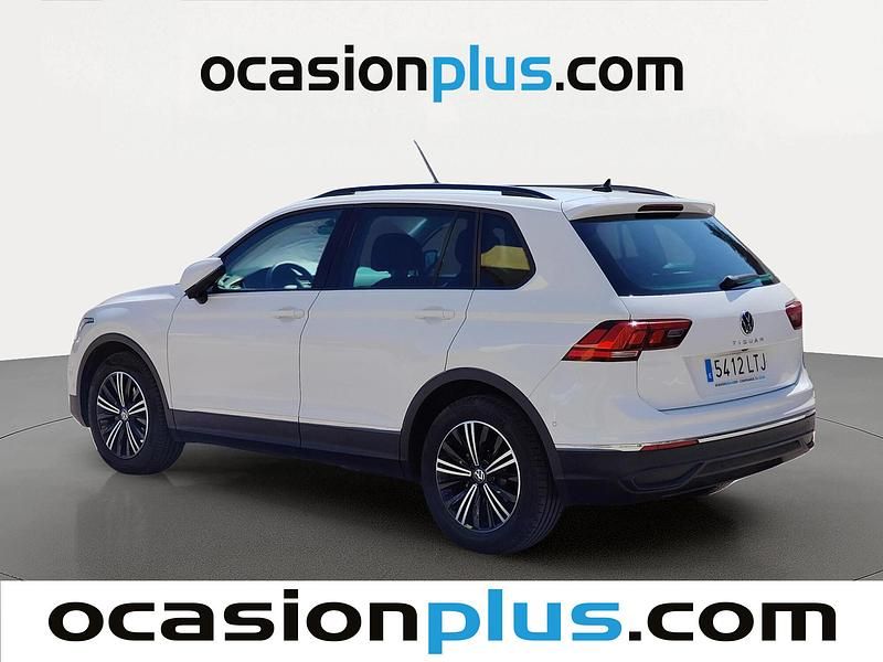 Usado VW Tiguan Life 150 CV (110 kW) 2021 Blanco SUV