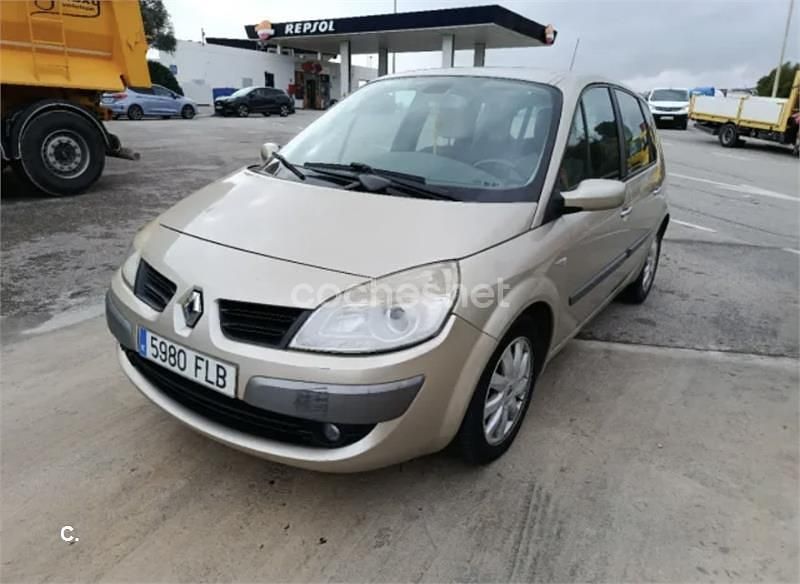 Beige Usado 2007 Peugeot 207 Berlina | 2750 € (Buen precio) - Imagen 1/4