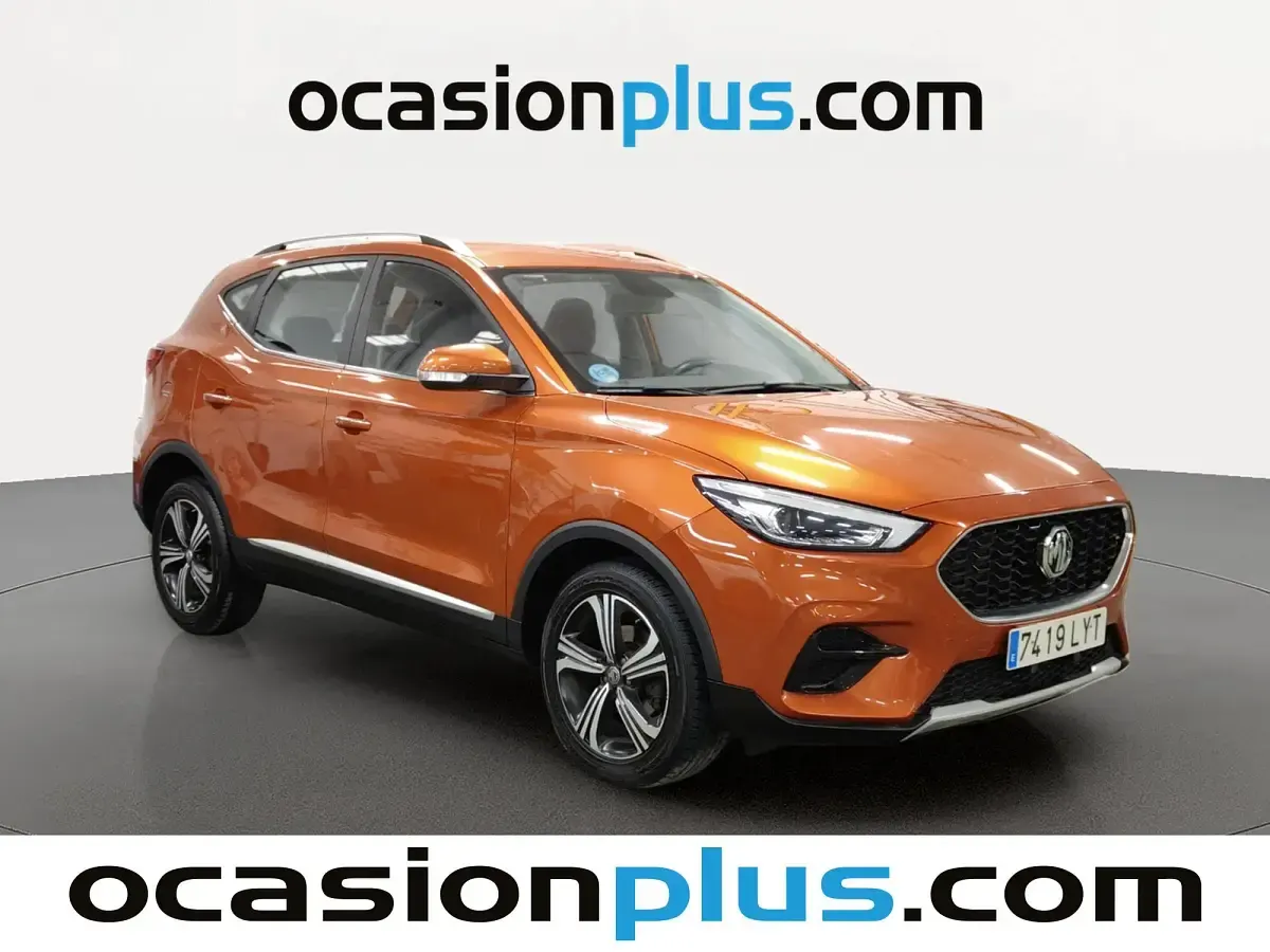 Usado MG ZS Luxury 111 CV (81 kW) 2022 Naranja SUV