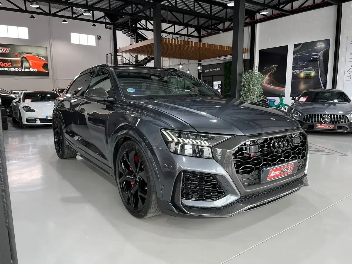 Usado Audi Q8 Premium 600 CV (441 kW) 2023 Gris SUV