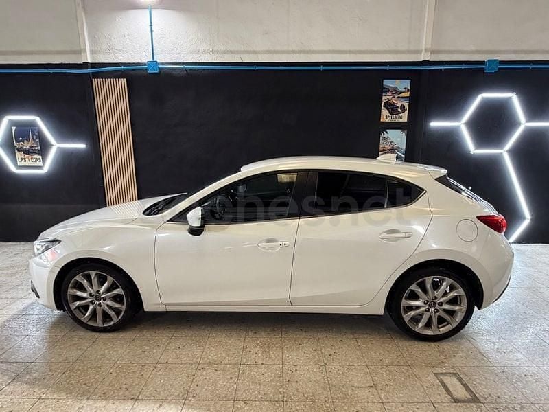 Usado Mazda 3 Luxury 150 CV (110 kW) 2015 Blanco Berlina